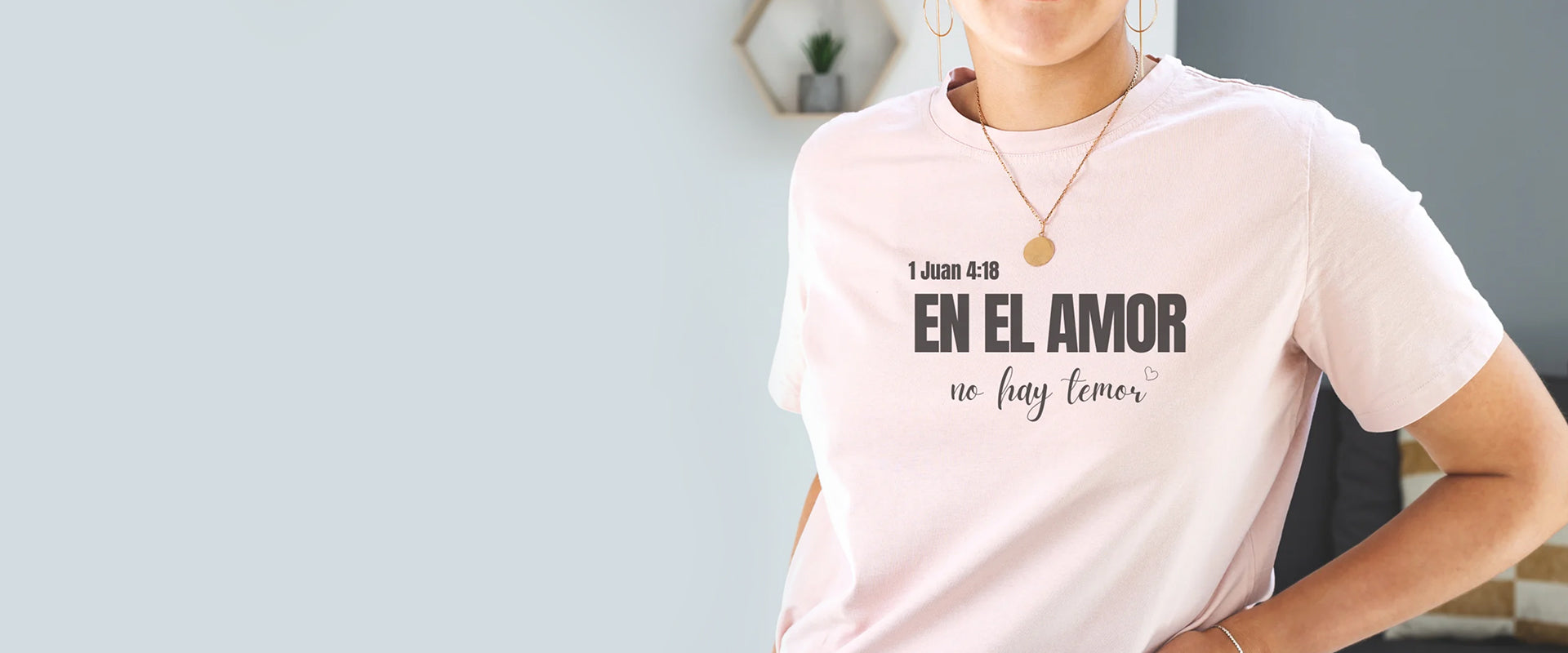 PLAYERAS & SUÉTERES