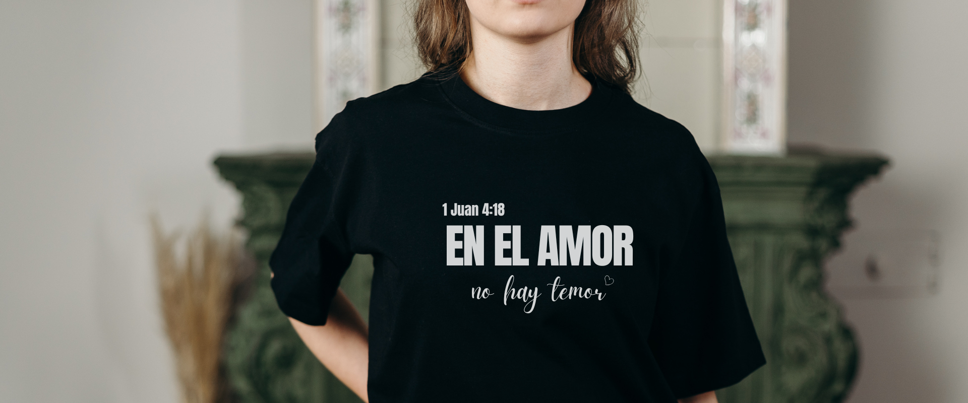 PLAYERAS & SUÉTERES